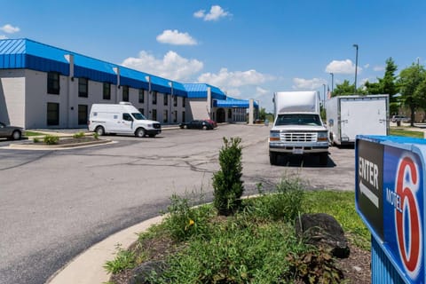 Property building, On site