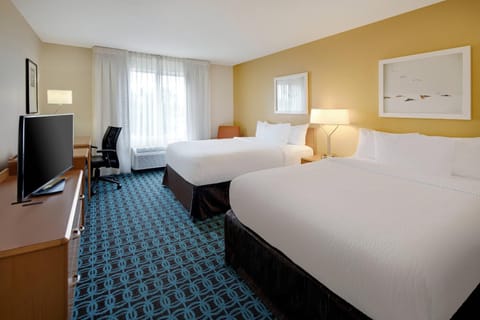 Fairfield Inn & Suites Indianapolis Airport Hotel in Indianapolis