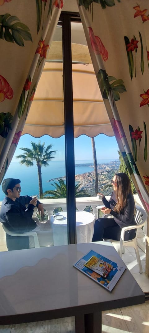 Balcony/Terrace, Guests, Mountain view, Sea view