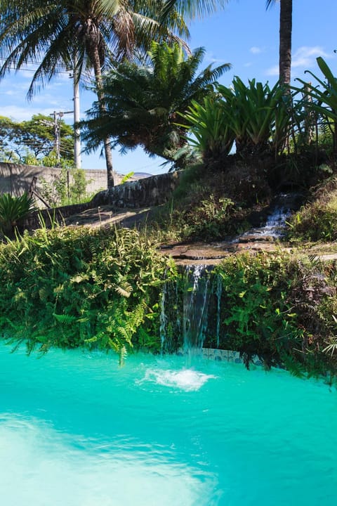 Day, Swimming pool