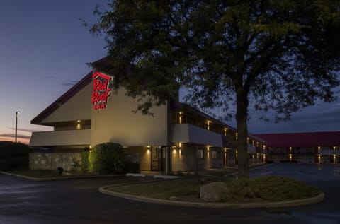 Red Roof Inn Chicago-OHare Airport Arlington Hts Motel in Arlington Heights