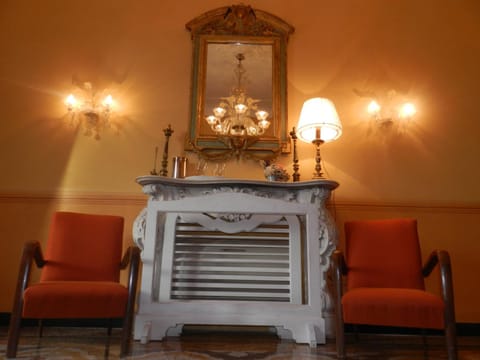 Lounge or bar
