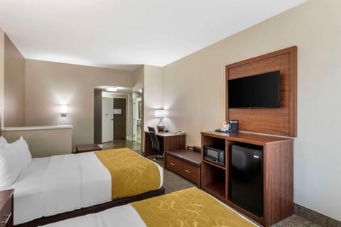 Comfort Suites Tulare Hotel in Tulare