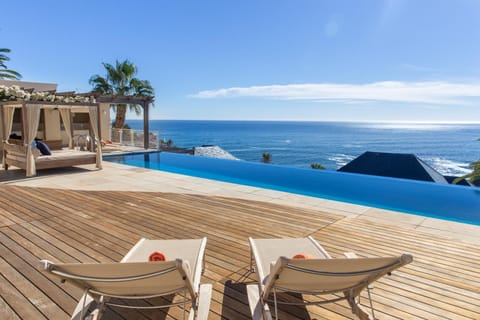 Pool view, Sea view, Swimming pool