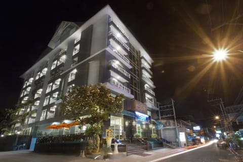 Adelphi Pattaya - SHA Extra Plus Hotel in Pattaya City