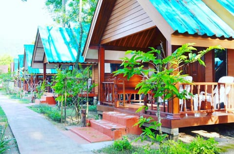Sayang Beach Resort Koh Lanta Resort in Sala Dan