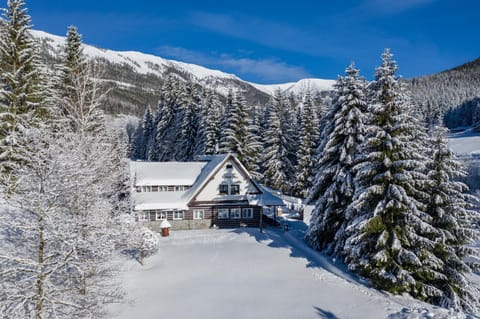 Property building, Winter