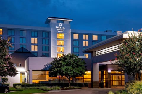 Delta Hotels by Marriott Chesapeake Norfolk Hotel in Chesapeake