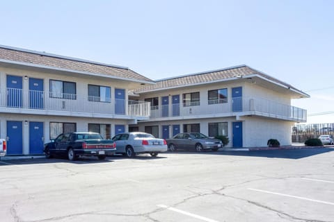Motel 6-Mojave, CA Hotel in Sierra Nevada