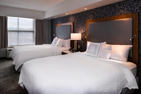 SpringHill Suites by Marriott Pittsburgh North Shore Hotel in Pittsburgh