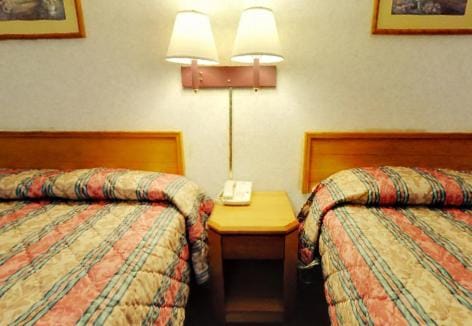 Americas Best Value Inn & Suites Macon Motel in Macon