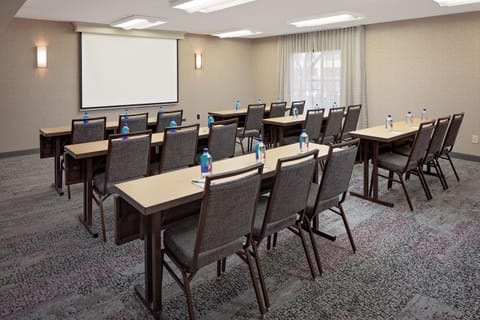 Meeting/conference room