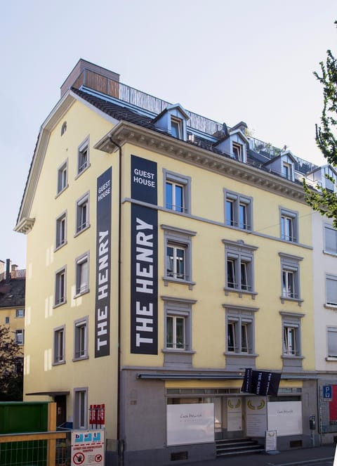 The Henry Self Check-In Guesthouse Apartment hotel in Zurich City