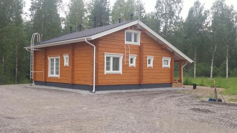 Loma-asunto Onttola House in Finland