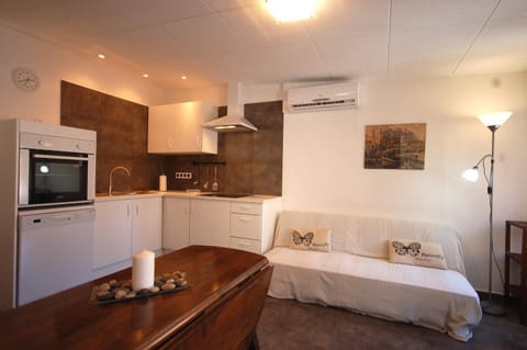 Lets Holidays COZY APARTMENT 70 m. from THE BEACH in TOSSA Apartment in Tossa de Mar