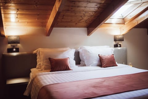 Bed, Decorative detail, Bedroom