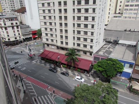 Nébias Palace Hotel junto da Avenida Ipiranga com São João em Frente ao Bar Brahma SP Hotel in Sao Paulo City