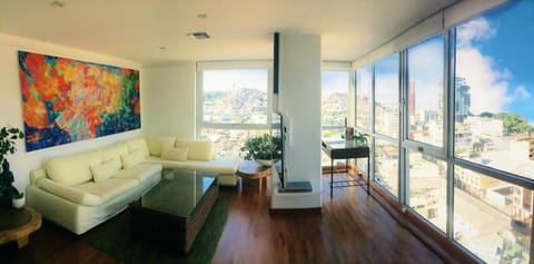 Luxury Apartment Heart Of Guayaquil Condo in Guayaquil