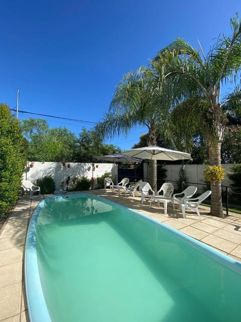 Day, Pool view, Swimming pool, sunbed