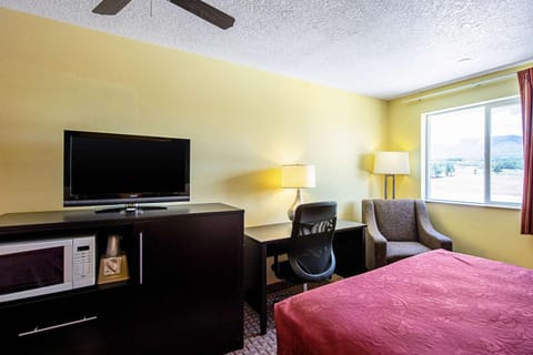 Rodeway Inn & Suites Hotel in Monticello