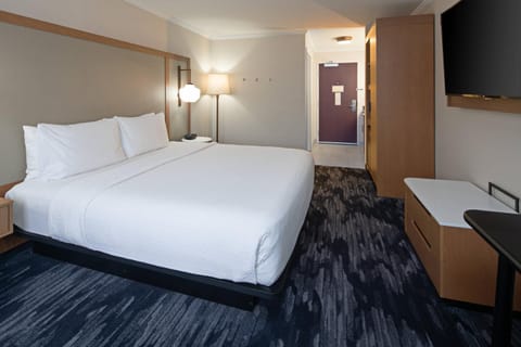 Fairfield by Marriott Inn & Suites Seattle Sea-Tac Airport Hotel in Des Moines