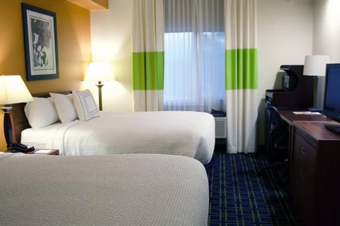 Fairfield Inn & Suites by Marriott San Francisco San Carlos Hotel in San Carlos