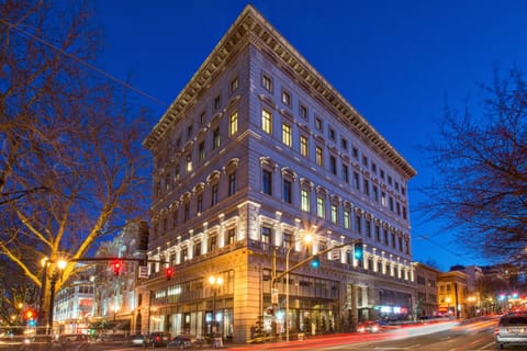 Property building, Facade/entrance, Night, Street view, Location