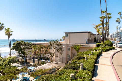 Southern California Beach Club Resort in Oceanside