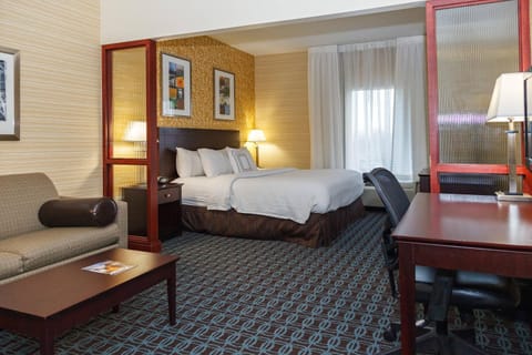 Fairfield Inn & Suites by Marriott Somerset Hotel in Franklin Township