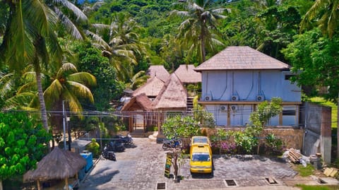 Village Vibes Lombok Campingplatz /
Wohnmobil-Resort in Pujut