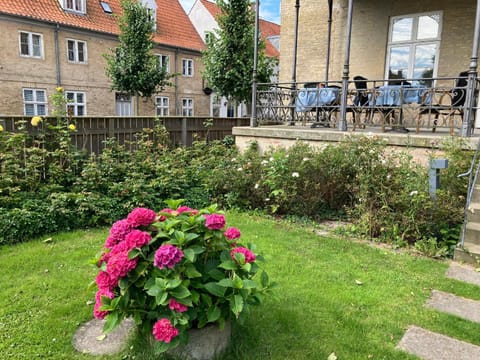 Inner courtyard view