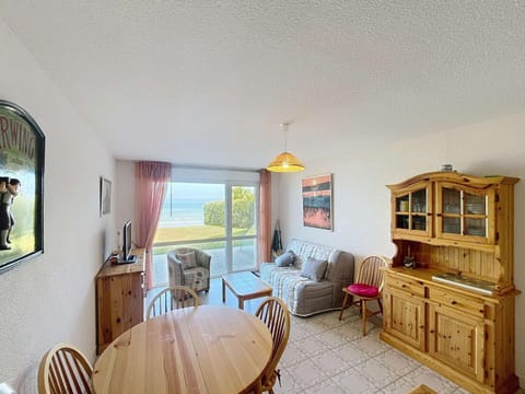 Appartement en bord de mer avec 2 chambres et parking - FR-1-361-78 Apartment in Saint-Pair-sur-Mer