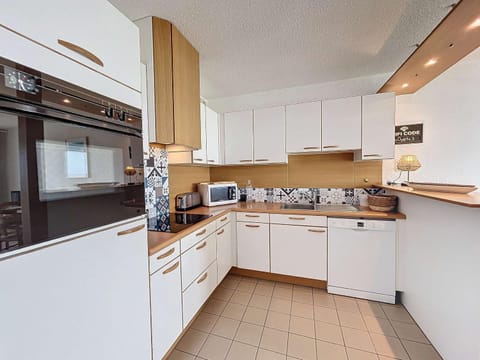 Appartement Jullouville, 2 pièces, 4 personnes - FR-1-361-45 Condo in Saint-Pair-sur-Mer