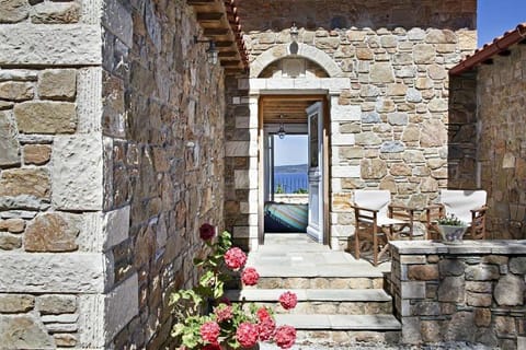 Lithea Villas and Studios by the Sea Apartment in Sporades, Greece