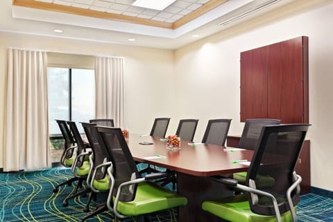 Meeting/conference room