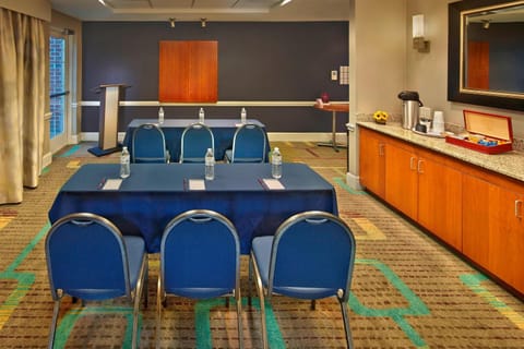 Meeting/conference room