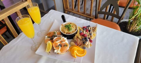Orange Bistro Inn in Baie-Saint-Paul