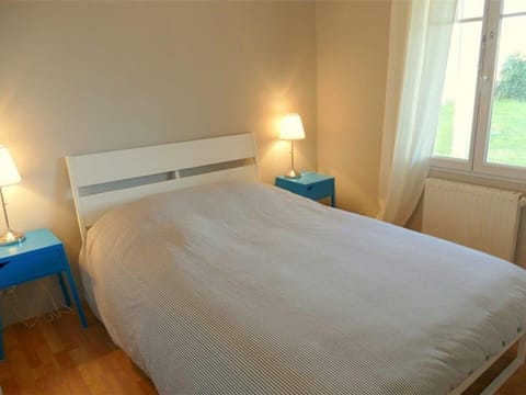 Appartement au RDC avec accès direct plage, parking et WIFI à Trégastel - FR-1-368-45 Apartment in Trégastel