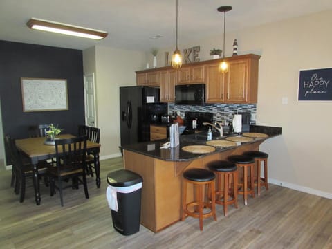 Condo A-5 on Table Rock Lake Apartment in Ridgedale