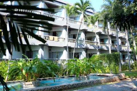 Botany Beach Resort Resort in Pattaya City