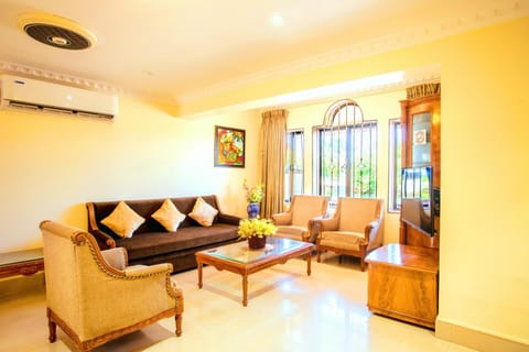 'Golden Oceans' 3 bhk beach view villa Villa in Benaulim