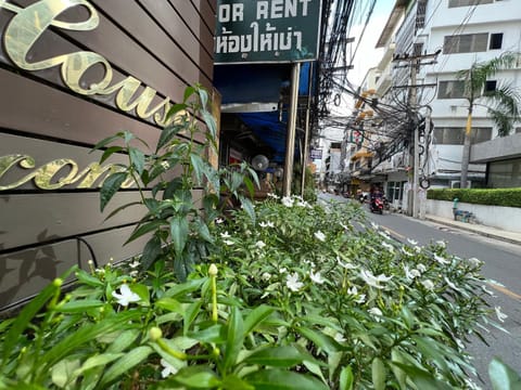 Thaiphiphat house Pensão in Bangkok
