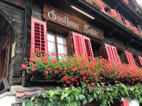 Gasthaus Tübli Gersau Inn in Nidwalden