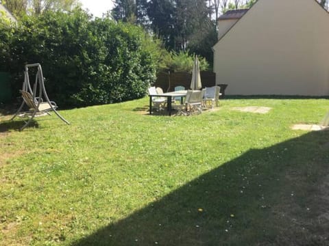 Garden, Garden view