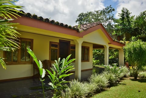 Casa Mirador Private and Cozy house Walking distance from Restaurants and Attractions House in Alajuela Province