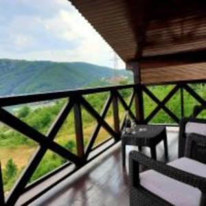 Pensiunea Decebal Resort - Cazanele Dunarii Bed and Breakfast in Serbia