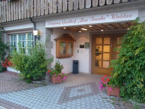 ZUR TRAUBE Schwarzwaldhotel & Restaurant am Titisee Hotel in Titisee-Neustadt