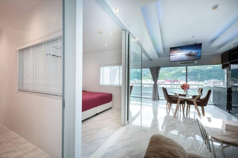 PATONG TOWER DESIGNER APARTMENTS by PTA Eigentumswohnung in Patong