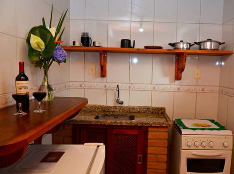 Bedroom, pet friendly, stove, kitchen