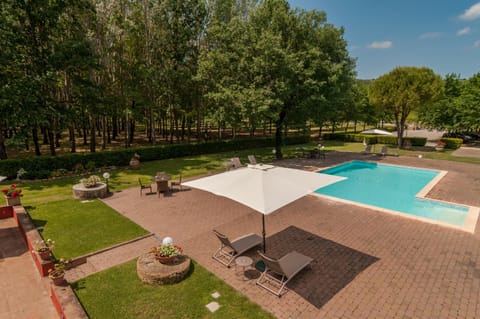 Property building, Garden view, Pool view